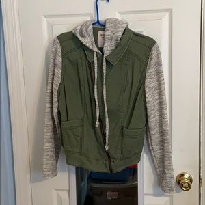 Light weight jacket